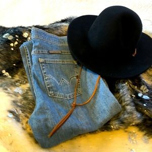 🤠 cute Q -Baby WRANGLERS